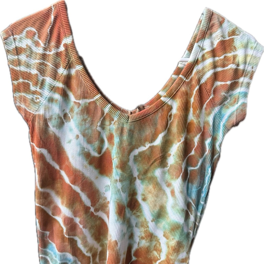 NEW Hand dyed Tie-Dye Women's crop Top ice dyed tagged L fits S/M